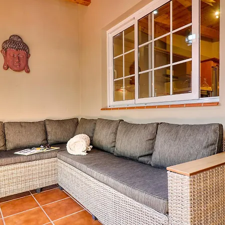 Vakantiehuis Garden Paradise House W/ Bbq & Volcano View *